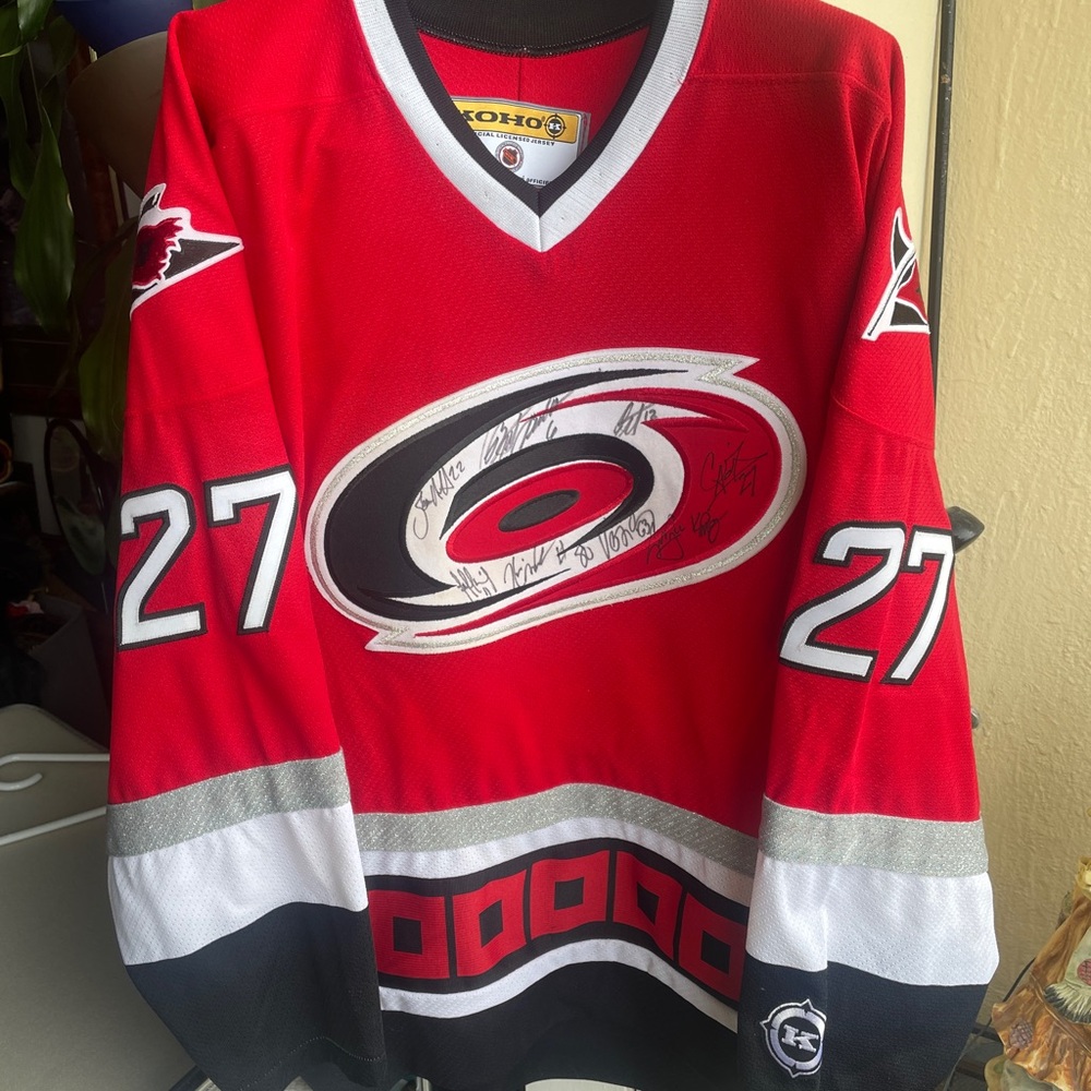 Carolina Hurricanes’ jersey autograph #27 XXL  Stanley Cup 2006 KOHO